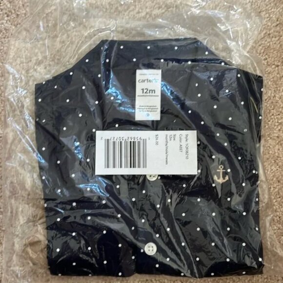 🚨 50% OFF BUNDLES! ENDS 12/7 🚨 Bundle of 3 NWT Carter's Outfits - Size 12 months - Picture 5 of 16